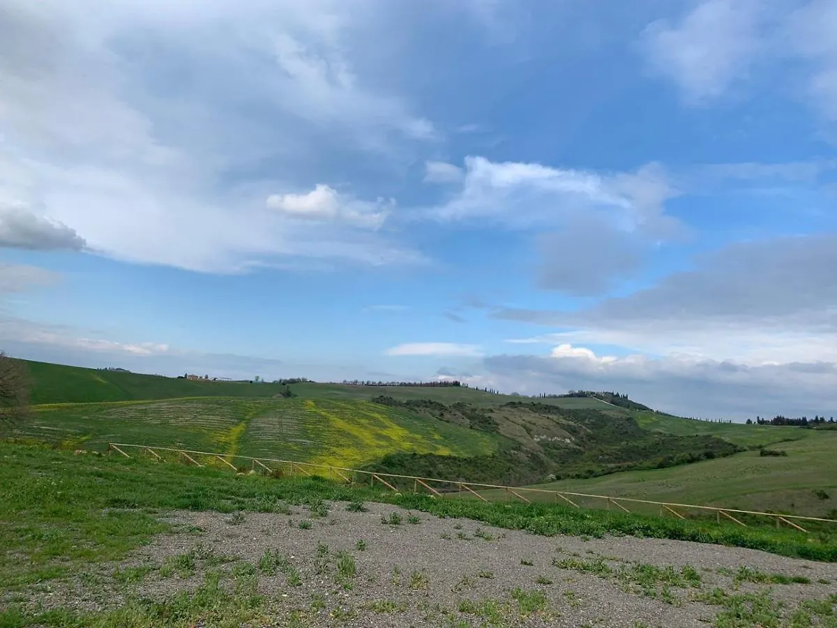 Cordella In Valdorcia Truffle And Olive Oil Resort Montalcino