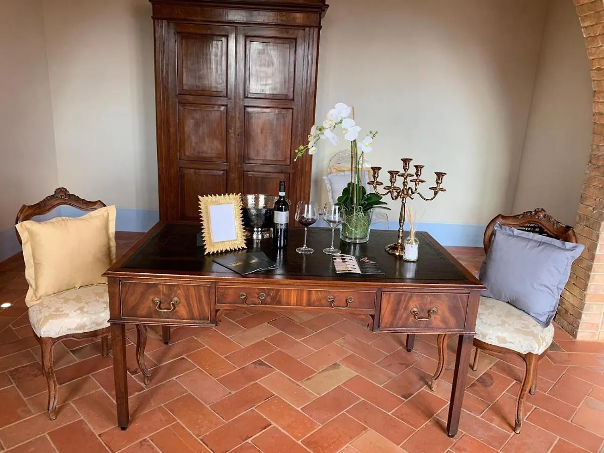 Cordella In Valdorcia Truffle And Olive Oil Resort Montalcino
