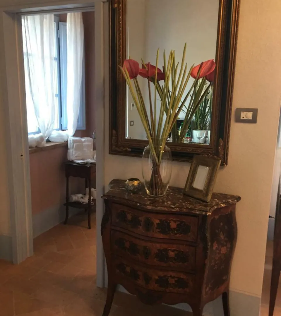 Cordella In Valdorcia Truffle And Olive Oil Resort Montalcino